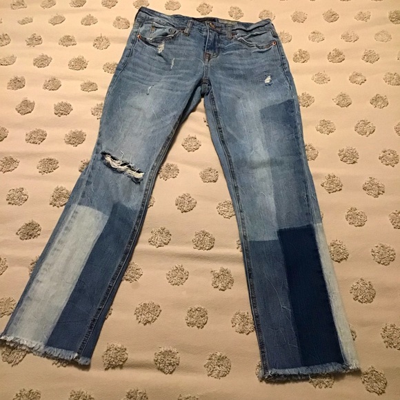 Aeropostale Denim - Aeropostale Ankle Straight Jeans. Distressed,Frayed Hem, Color Blocking.  Sz 2